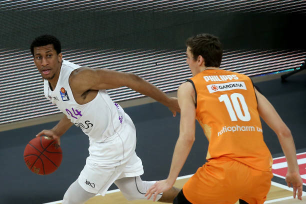 上的突破 上的突破