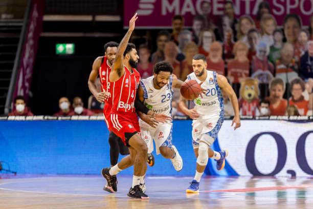 备受期待 备受期待