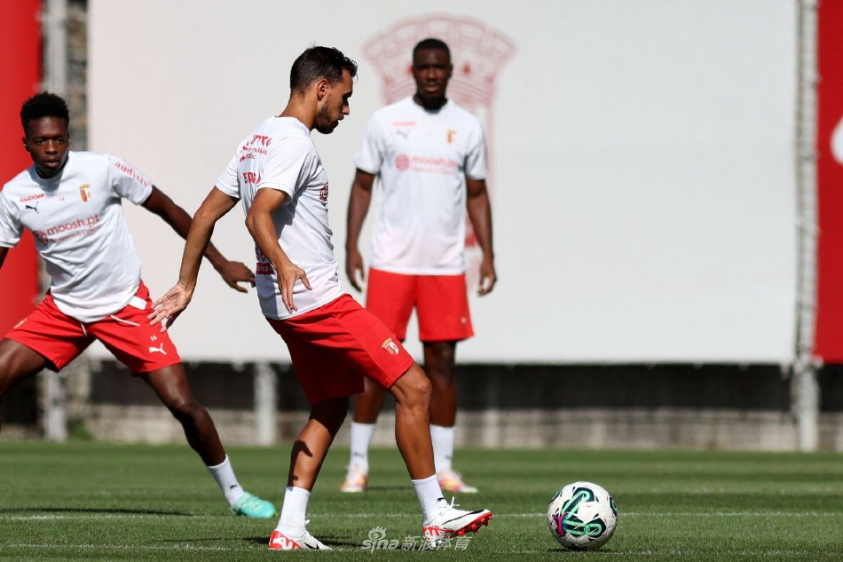 擅长防守的 擅长防守的