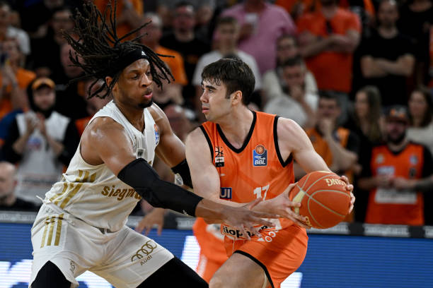 导致球员内 导致球员内