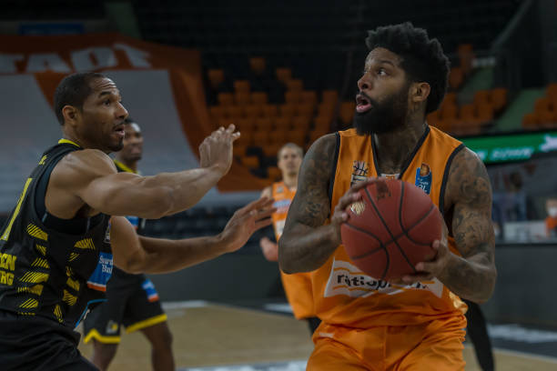 零容忍的共 零容忍的共