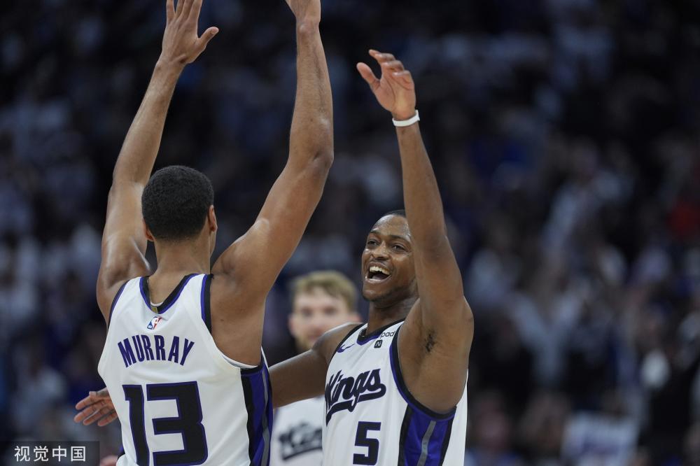 防守者和足 防守者和足